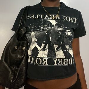 [SOLD ON DEPOP] The Beatles Abbey Road Black Cropped Tee